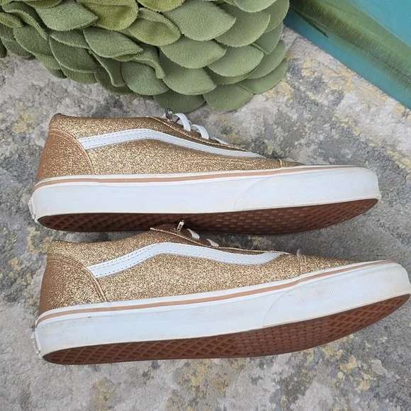 Vans Juniors Glitter Gold Old Skool Sneakers - Picture 3 of 11